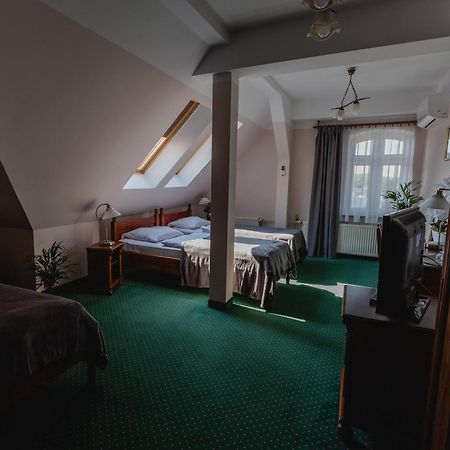 Hotel Aslan Tarnowskie Góry Eksteriør billede