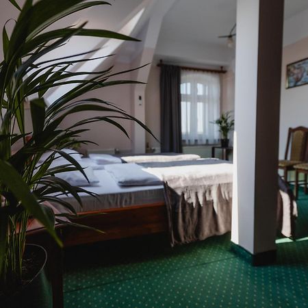 Hotel Aslan Tarnowskie Góry Eksteriør billede